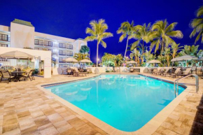 Отель Boca Raton Plaza Hotel and Suites  Бока-Ратон